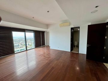 5 Bedroom Penthouse Grand Hyatt Manila Residences Condo For Rent Bgc Taguig