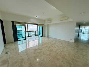 5 Bedroom Penthouse Grand Hyatt Manila Residences Condo For Rent Bgc Taguig