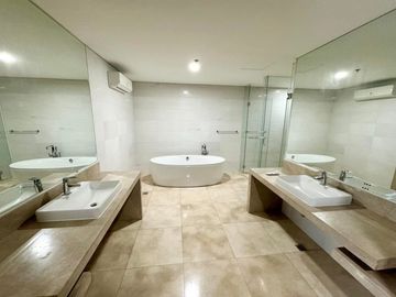 5 Bedroom Penthouse Grand Hyatt Manila Residences Condo For Rent Bgc Taguig