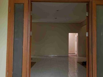 Di Jual Rumah 1,5 Lantai Hoek Dekat Akses Tol, Villa Melati Mas Tangsel, An