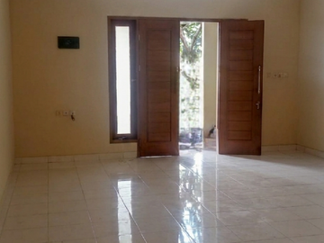 Di Jual Rumah 1,5 Lantai Hoek Dekat Akses Tol, Villa Melati Mas Tangsel, An