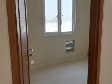 Di Jual Rumah 1,5 Lantai Hoek Dekat Akses Tol, Villa Melati Mas Tangsel, An