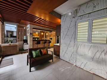Dijual Rumah Mewah Resort Style LT 700m² di Tambun Selatan, Ada Lapangan Olahraga & Fully Furnished - SHM