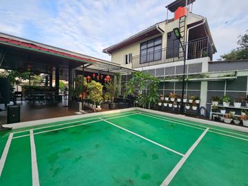 Dijual Rumah Mewah Resort Style LT 700m² di Tambun Selatan, Ada Lapangan Olahraga & Fully Furnished - SHM