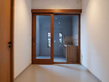 dijual rumah mewah 2 lantai jatimekar kodau - tinggal bawa koper