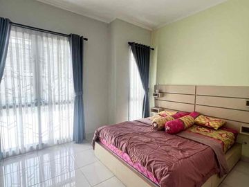 Sewa Cluster Burgundy 7x13 Furnish Summarecon Bekasi