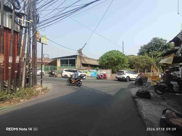 Gudang Strategis Perumnas 3 Aren Jaya – Solusi Tepat untuk Penyimpanan, Bengkel & Distribusi