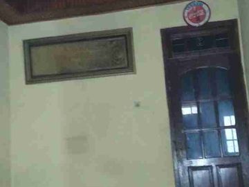 Kesempatan Langka! Gudang Dijual di Perumnas 3 Aren Jaya, Lengkap dengan Kantor