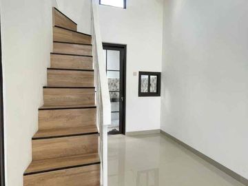 sisa 3 unit Rumah cluster 2 lantai mezzanie murah di lokasi strategis Pamulang, Kota Tangerang selatan