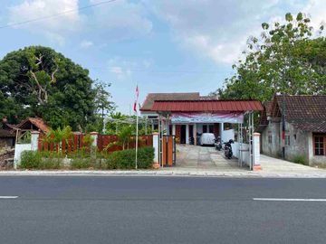 Rumahmurah wonosari gunung kidul pinggir jalan aspal provinsi