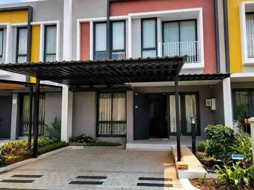 Dijual Cepat Rumah  fully furnished Summarecon Gading serpong DM93