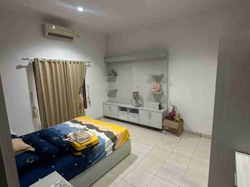 DIJUAL RUMAH MODERN 2 LANTAI DI PONDOK PERMAI, UTARA MIROTA GODEAN