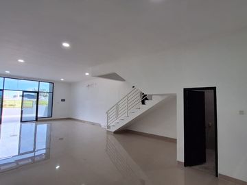 Disewa Gudang Industri Blessindo Legok Tangerang Luas Bangunan 588m2 Akses Kontainer 40 Feet Jalan Lebar