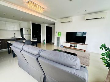 FOR RENT: 1 Bedroom, 74sqm East Gallery Place, BGC for 95K!