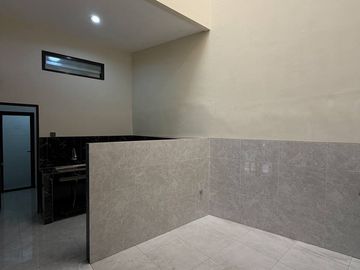 Rumah baru 2 lantai Babatan Pantai, Kenjeran