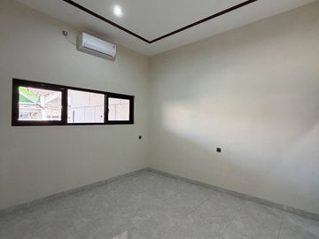 Rumah baru 2 lantai Babatan Pantai, Kenjeran