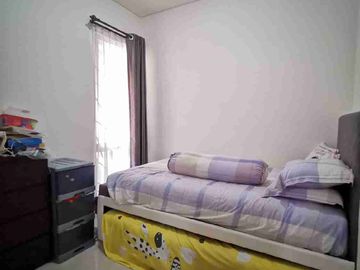 Dijual cepat Rumah Full Furnish 2 lantai di cluster Wisteria Metland Ujung Menteng Cakung Jaktim