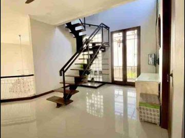 RUMAH MEWAH DI KAV AL DUREN SAWIT