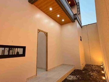 Dijual Rumah Baru 2 Lantai model Kontemporer Modern Siap Huni Dekat Exit Tol Candisambisari
