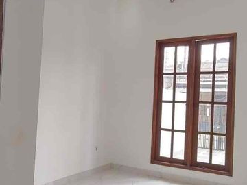 Dijual Cepat! Rumah Hoek Dalam Komplek Duren Sawit Jakarta Timur | Akses 3 Mobil | SHM | Dekat Tol Becakayu