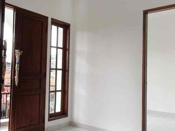 Dijual Cepat! Rumah Hoek Dalam Komplek Duren Sawit Jakarta Timur | Akses 3 Mobil | SHM | Dekat Tol Becakayu