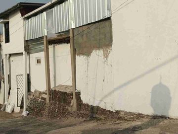 Di jual Rumah Dan Glosir Bonus isinya Dan Konsumen, pegawai