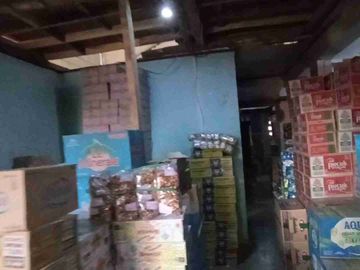 Di jual Rumah Dan Glosir Bonus isinya Dan Konsumen, pegawai