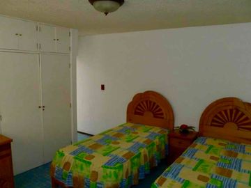 CASA AMUEBLADA EN RENTA EN TOLUCA DE 3 RECAMARAS, CERCA DEL CENTRO, FACTURABLE