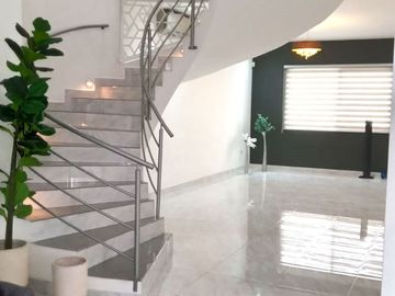 CASA EN VENTA - CUMBRES ELITE (PRIV. DEL BOSQUE)
