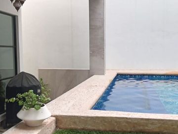 CASA EN VENTA - CUMBRES ELITE (PRIV. DEL BOSQUE)