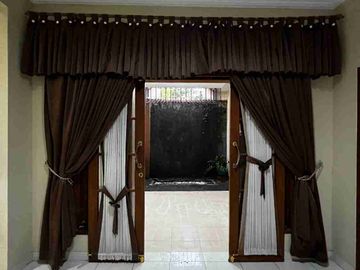 Jual Cepat! Rumah 2 Lantai Dalam Perumahan di jl. Palagan km 7 Dekat HYATT, Kampus UGM dan Pusat Kota Jogja