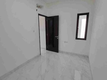 Dijual Rumah Baru 2 Lantai di Pangkalan Jati dekat Tol dan MRT Fatmawati