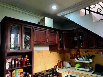 HOT LISTING Rumah 2 Lantai SHM 4 KT di Pamulang, Ciputat – Siap Huni, Harga 1 M Nego