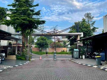 Rumah siap huni di modernhill pondok cabe