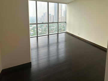 Unfurnished 3BR Unit For Lease In Park Central North Tower