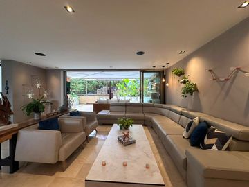 Apartamento en Venta en el Tesoro ,Poblado Medellín Antioquia