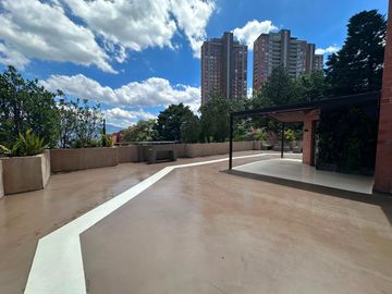Apartamento en Venta en el Tesoro ,Poblado Medellín Antioquia