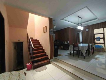 dijual Rumah 2 Lantai di Acasia Residence, Bintaro Permai 2