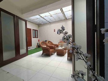 dijual Rumah 2 Lantai di Acasia Residence, Bintaro Permai 2