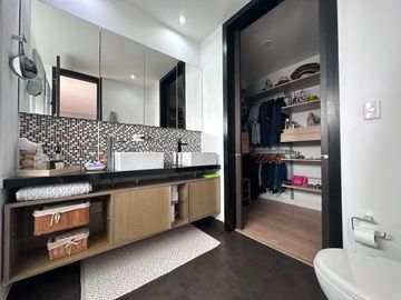 Apartamento Amoblado  en Arriendo en San Lucas, Poblado Medellín Antioquia