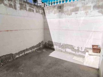 VENDO CASA DE DOS PISOS CIUDAD BICENTENARIO