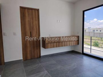 Venta Casa Capital Sur Estilo Moderno