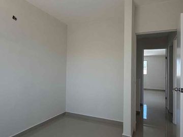 VILLA BONITA REMODELADA CON PATIO