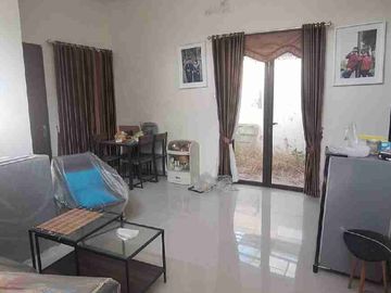 RUMAH HOOK DI CLUSTER EMERALD GARDEN METESEH TEMBALANG SEMARANG