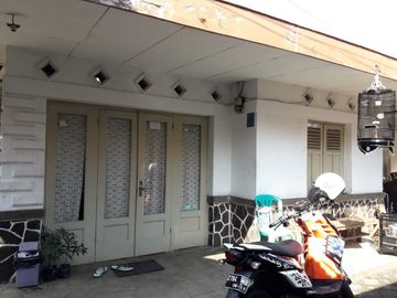 DIJUAL RUMAH DIBAWAH HARGA PASAR DI GEGERKALONG COCOK BUAT KOSAN DEKAT NHI, UNPAS, UPI