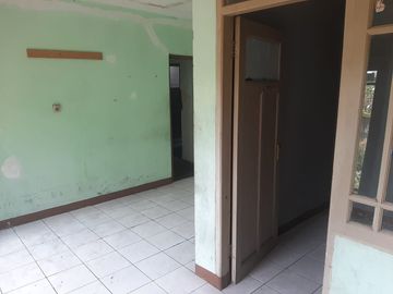 DIJUAL RUMAH DIBAWAH HARGA PASAR DI GEGERKALONG COCOK BUAT KOSAN DEKAT NHI, UNPAS, UPI