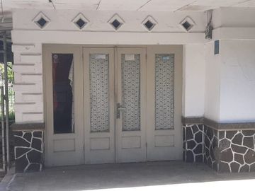 DIJUAL RUMAH DIBAWAH HARGA PASAR DI GEGERKALONG COCOK BUAT KOSAN DEKAT NHI, UNPAS, UPI