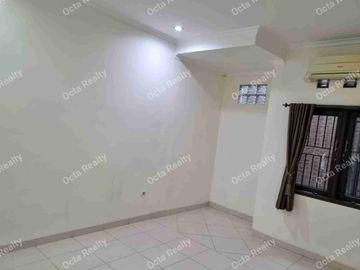 Di Jual Rumah Siap Huni Di H.Naman Jakarta Timur