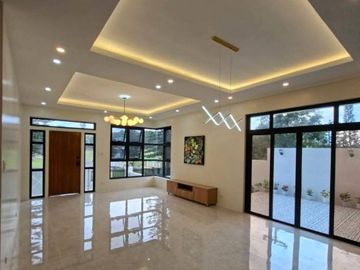 25M- PRESELLING HOUSE & LOT w/ 3 BEDROOMS  PLUS BALCONY, FOR SALE IN KAYBAGAL TAGAYTAY CITY