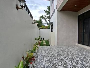 25M- PRESELLING HOUSE & LOT w/ 3 BEDROOMS  PLUS BALCONY, FOR SALE IN KAYBAGAL TAGAYTAY CITY